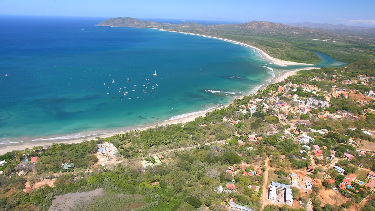 Tamarindo bay from the air: published gross rental yield figures for Costa Rica