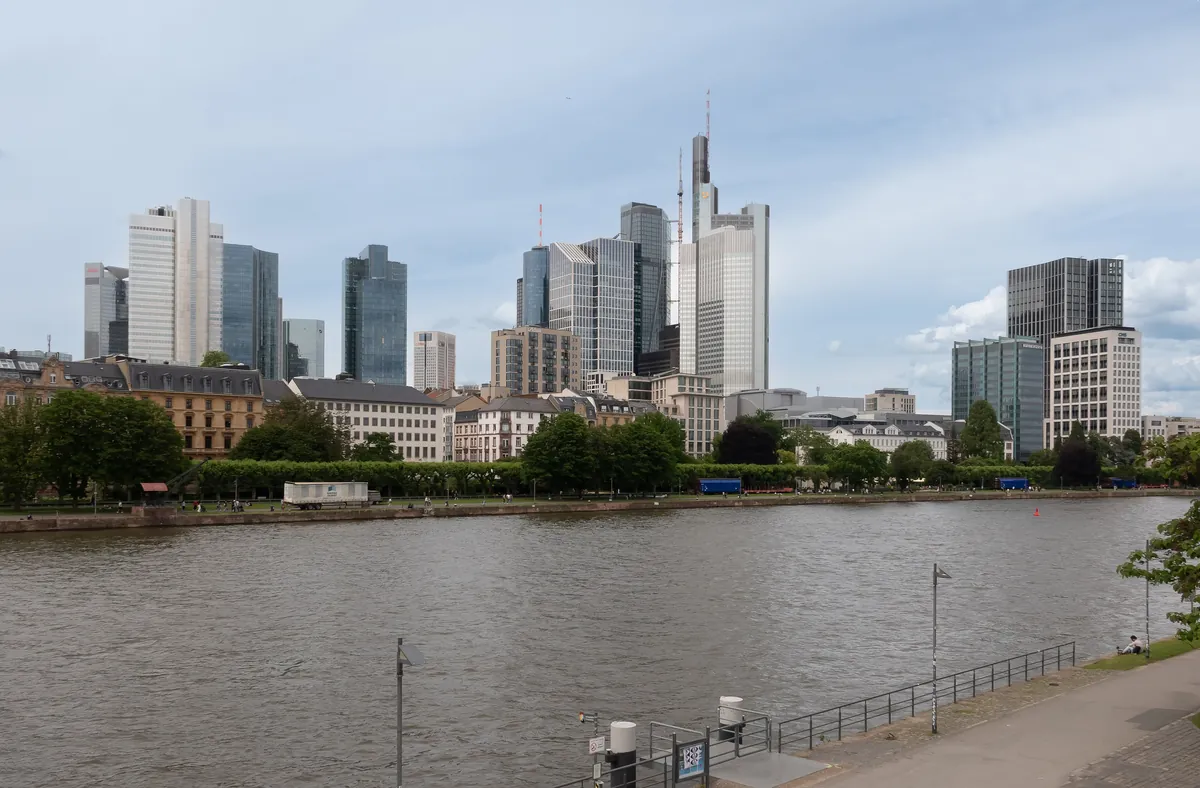 Frankfurt am Main skyline from the Holbeinsteg: German property taxes from purchase to sale
