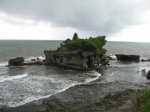 Tanah Lot, Bali — Hak Pakai is the registered right-to-use title for foreign holders